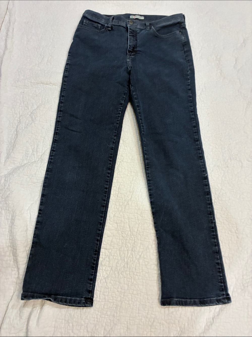 Lee Classic Fit Straight‑Leg Jeans | Dark Wash Normcore Y2K Classic Core EUC 12M